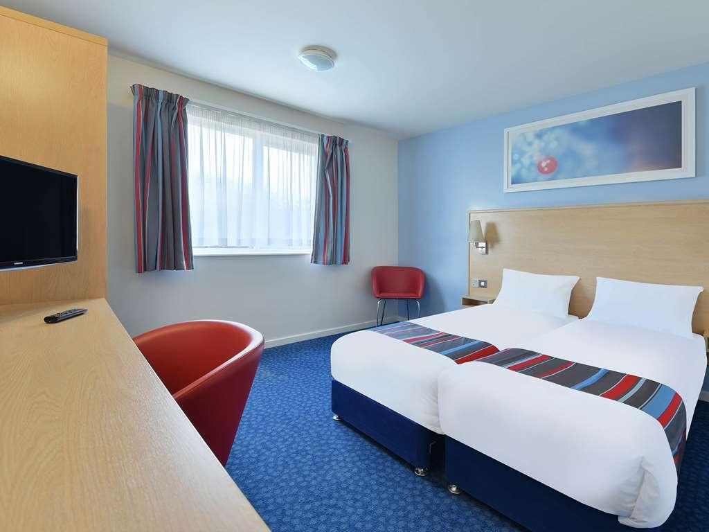 Travelodge Stirling M80 Cambusbarron Zimmer foto