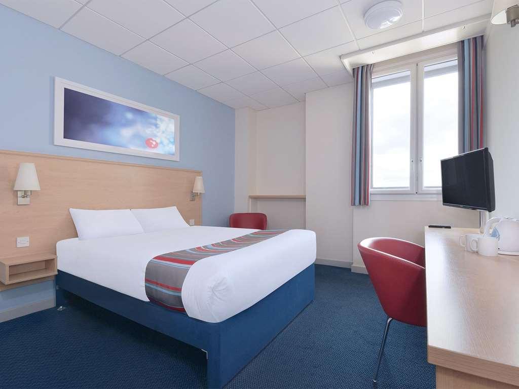 Travelodge Stirling M80 Cambusbarron Zimmer foto